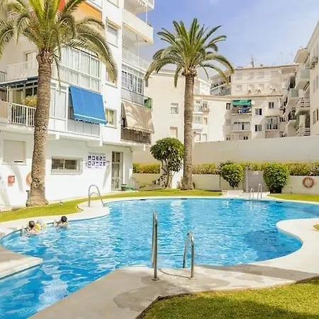 Appartement 1 Bedroom Penthouse With Pool Access, Centre