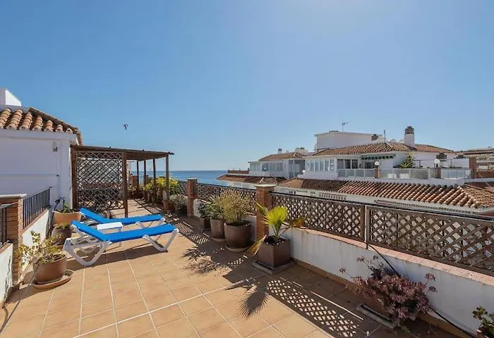 Apartament 1 Bedroom Penthouse With Pool Access, Centre *