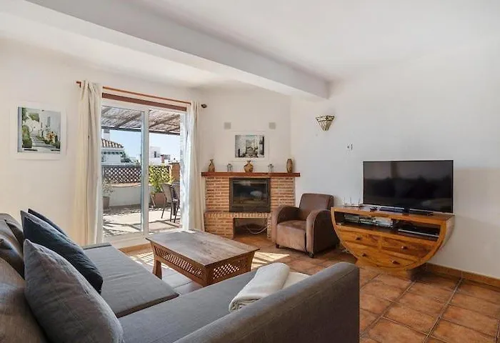 1 Bedroom Penthouse With Pool Access, Centre Appartamento Nerja